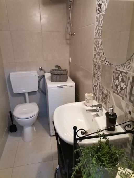 House Marineta - Makarska Promenade Apartment Ngoại thất bức ảnh