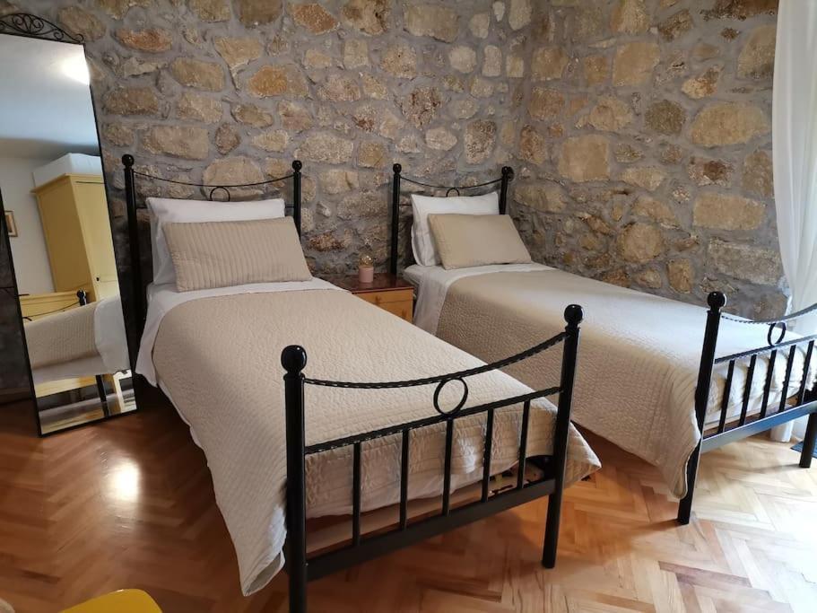House Marineta - Makarska Promenade Apartment Ngoại thất bức ảnh